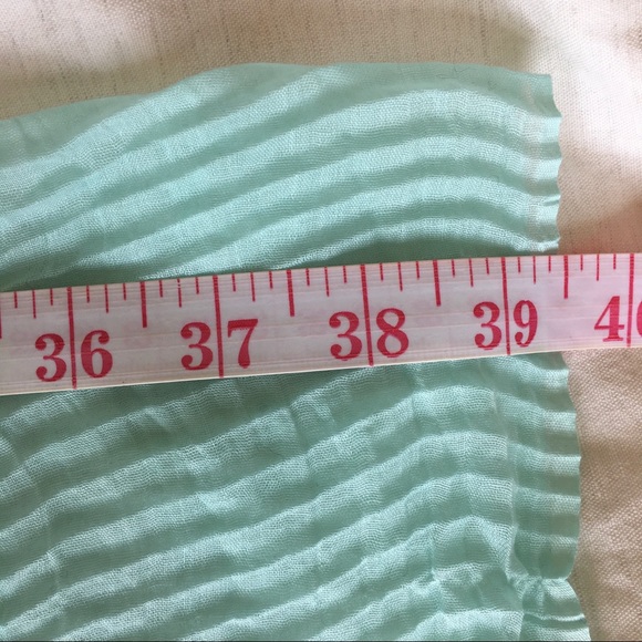 Indigo Spring Scarf 🌿 - Picture 7 of 7